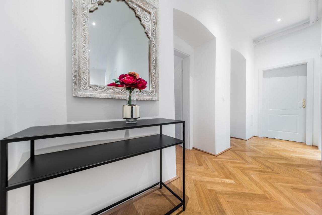 Smile Apartments Doebling Wien Eksteriør billede